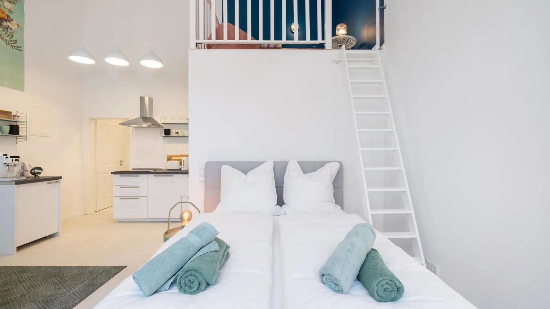 Great 2-Room Loft With 2 Bathrooms And 2 Kitchen Berlin Apartment