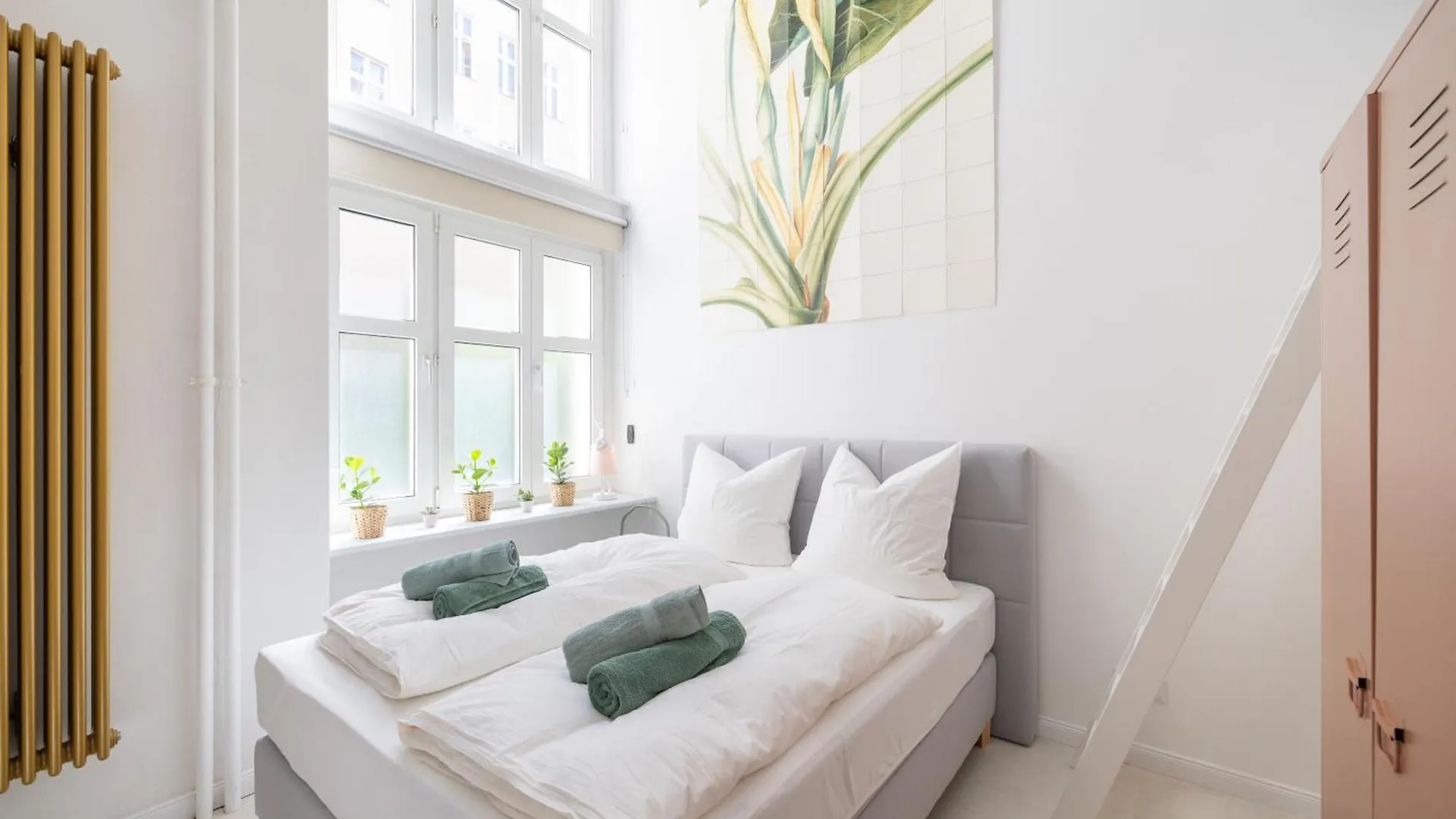 Great 2-Room Loft With 2 Bathrooms And 2 Kitchen Berlin Apartment