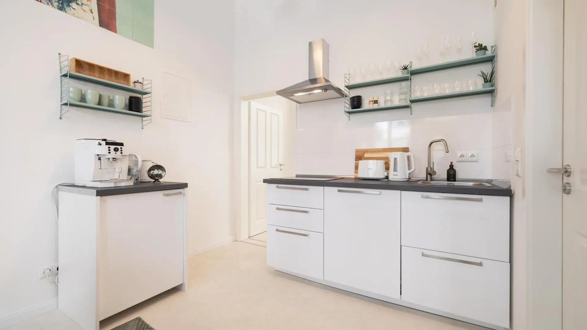 Apartment Great 2-Room Loft With 2 Bathrooms And 2 Kitchen Berlin