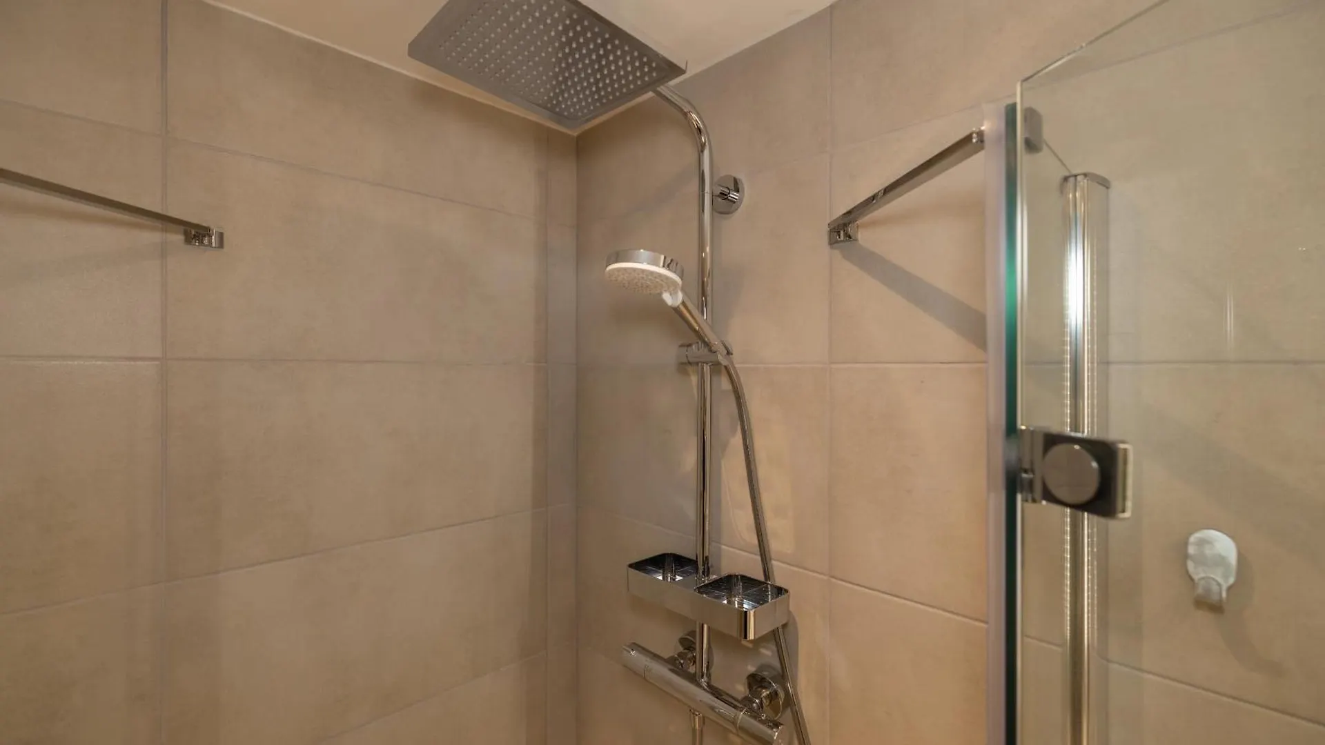 Great 2-Room Loft With 2 Bathrooms And 2 Kitchen Berlin Germany