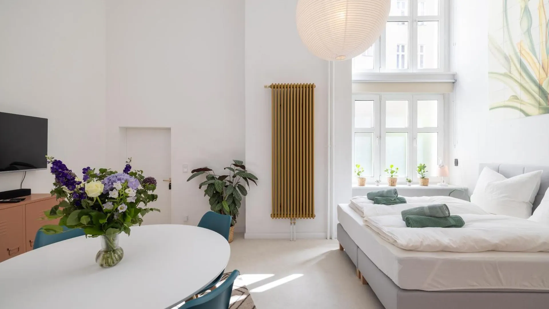 Great 2-Room Loft With 2 Bathrooms And 2 Kitchen Berlin 0*,  Germany